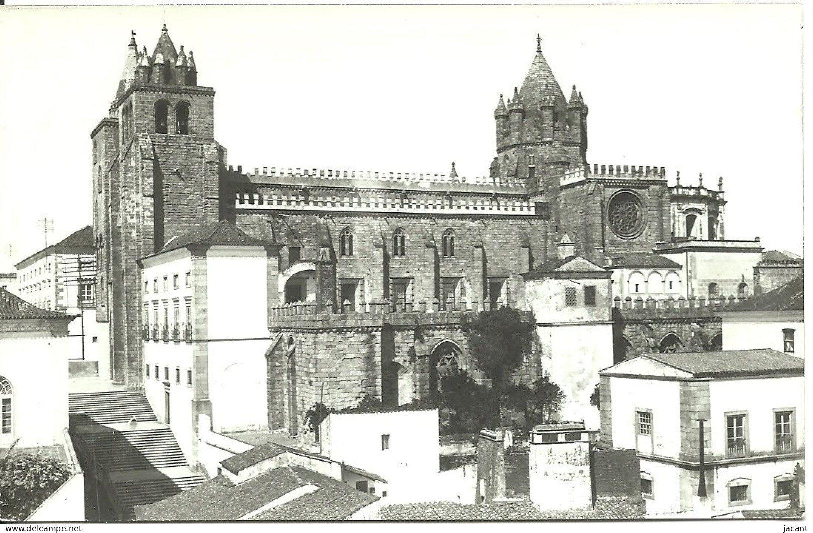 Portugal - Evora - Um Aspecto Da Igreja Da Sé - Evora