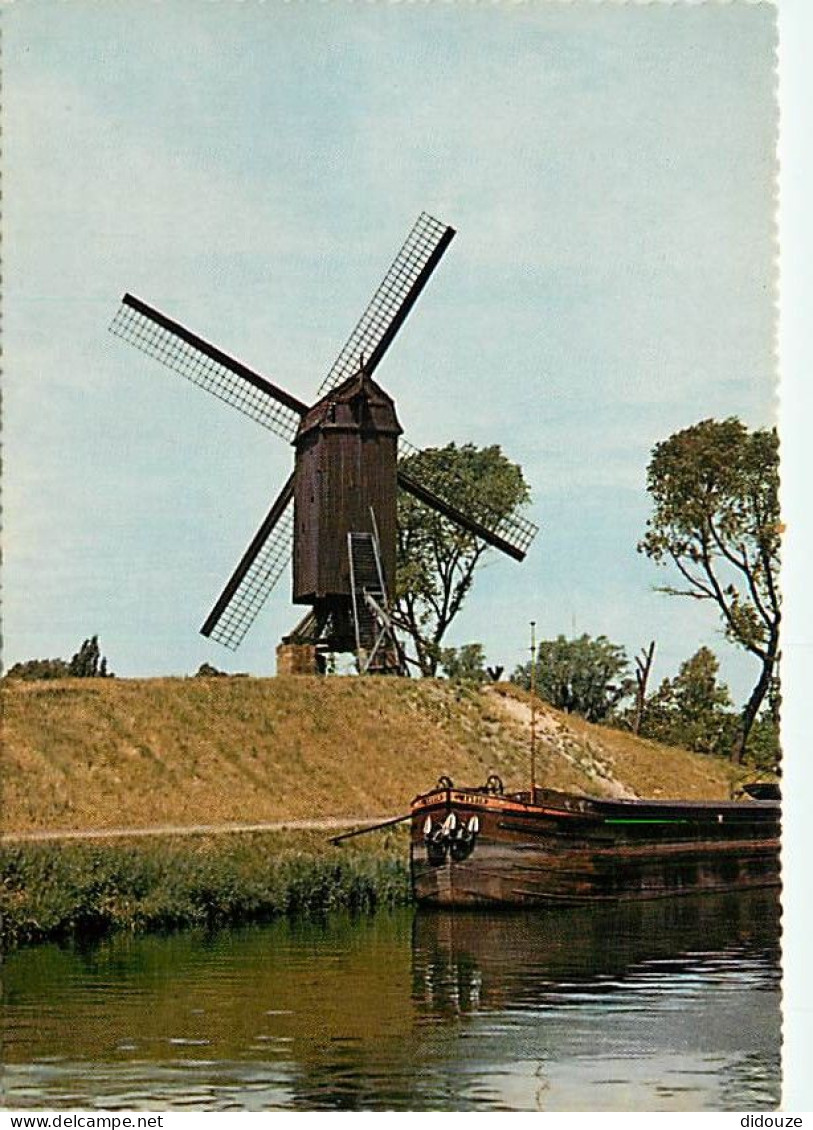 Moulin à Vent - CPM - Voir Scans Recto-Verso - Moulins à Vent