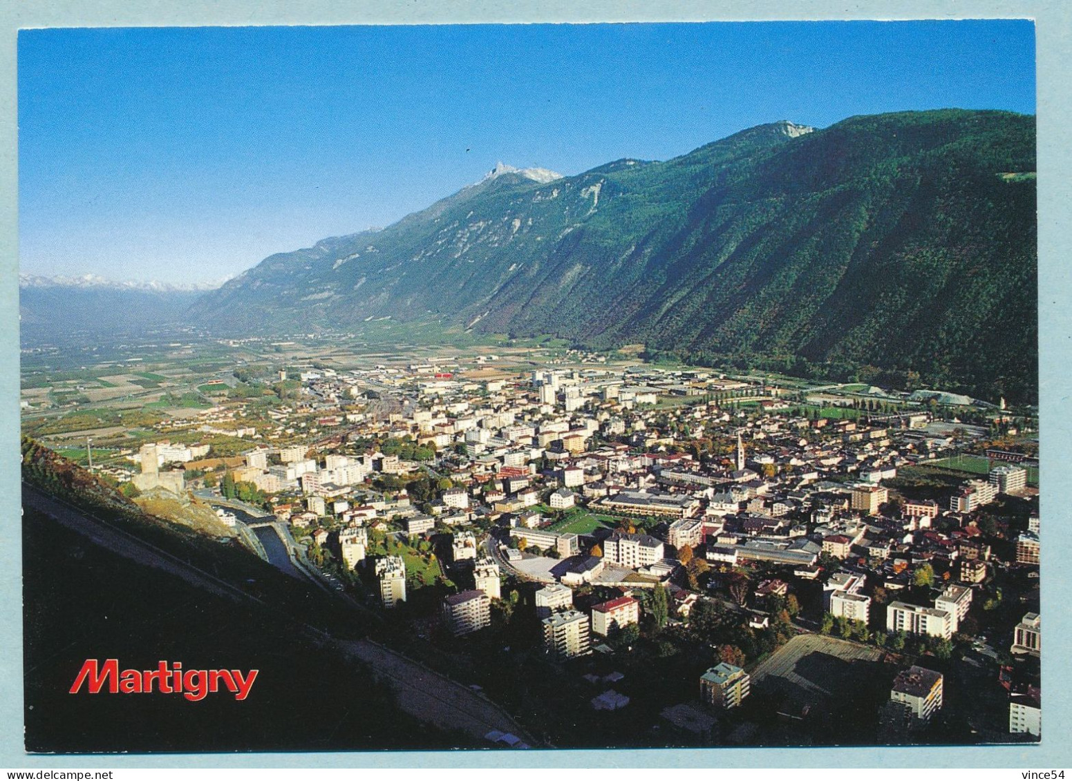 Martigny - La Ville Et La Plaine Du Rhône Avec La Pierre-Avoi - Martigny