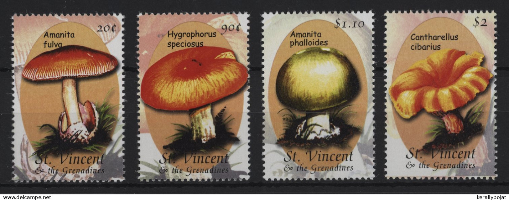 St.Vincent - 2001 Mushrooms MNH__(TH-24395) - St.Vincent (1979-...)