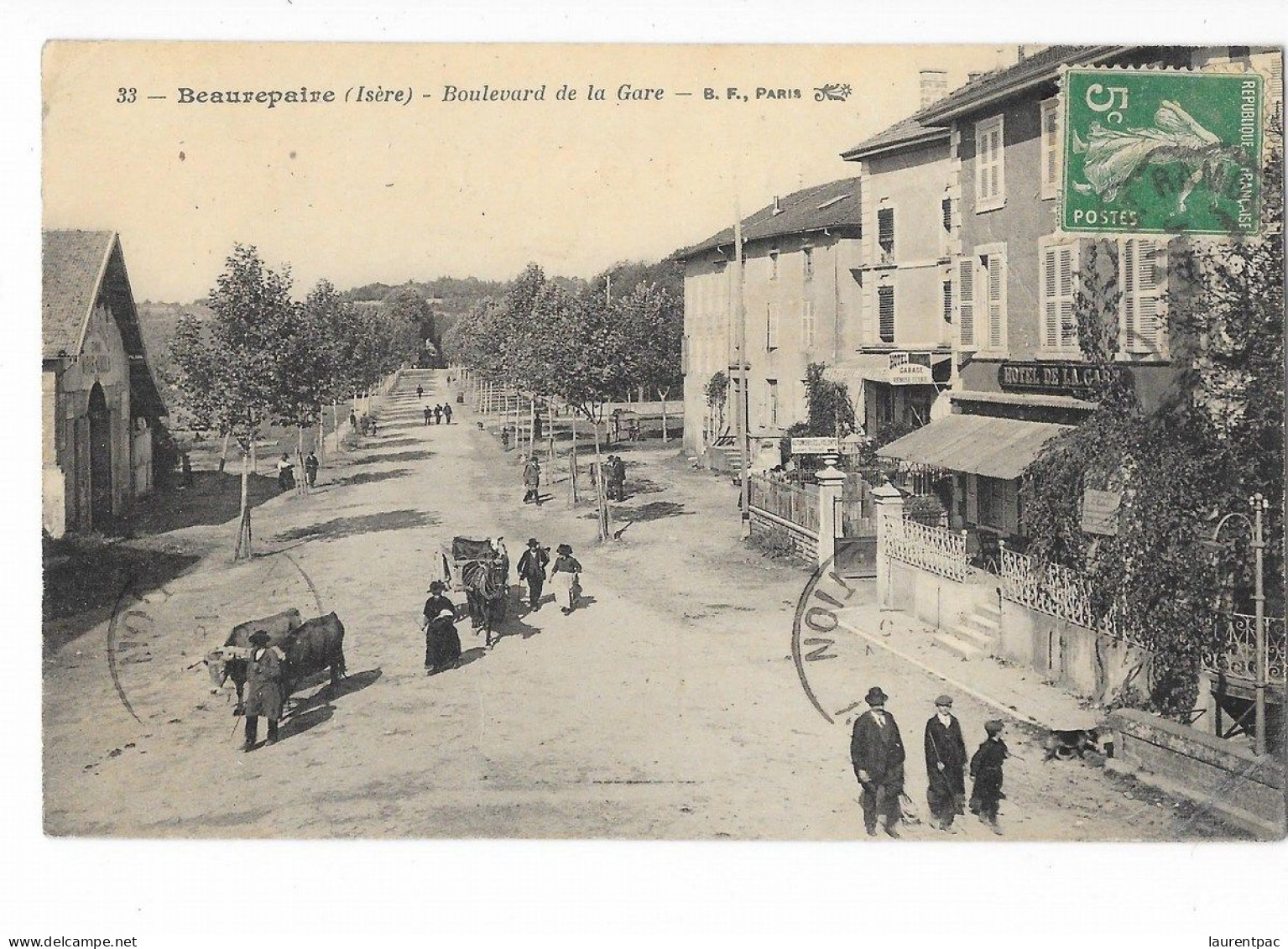 Beaurepaire - Boulevard De La Gare - édit. B.F. Berthaud 33 + Verso - Beaurepaire