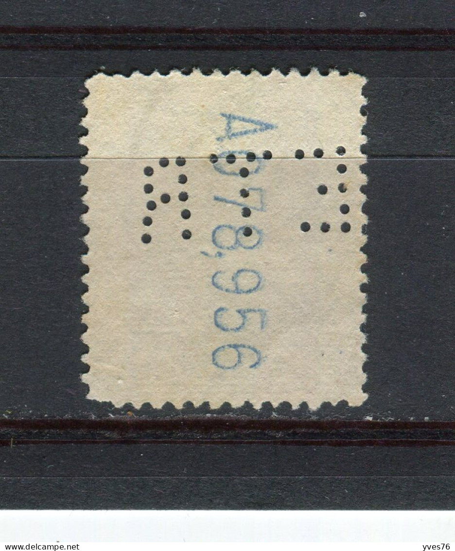 ESPAGNE - Y&T N° 218° - Perfin - Perforé - Alphonse XIII - Used Stamps