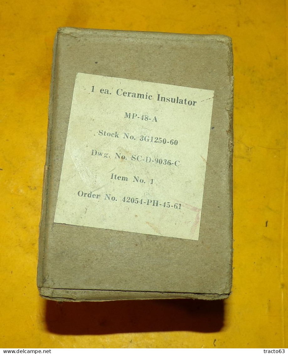 ARMEE AMERICAINE U.S : ISOLATEUR D'ANTENNE POUR RADIO MP-48-A , POUR RADIOAMATEUR  ETAT NEUF  VOIR PHOTOS . POUR TOUT RE - Equipaggiamento