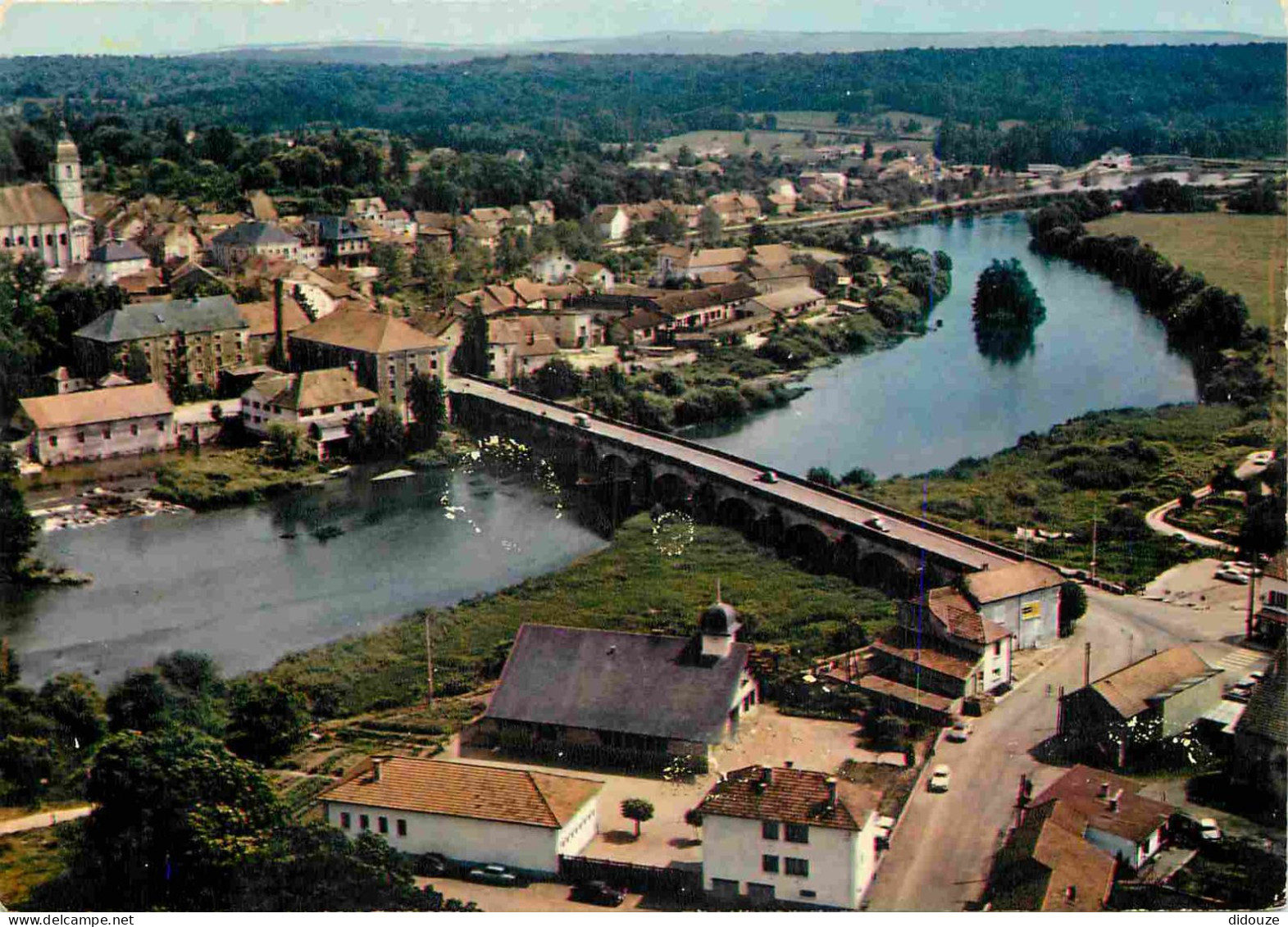 70 - Port Sur Saone - Vue Générale Aérienne - Le Grand Pont Et Le Moulin - CPM - Voir Scans Recto-Verso - Port-sur-Saône