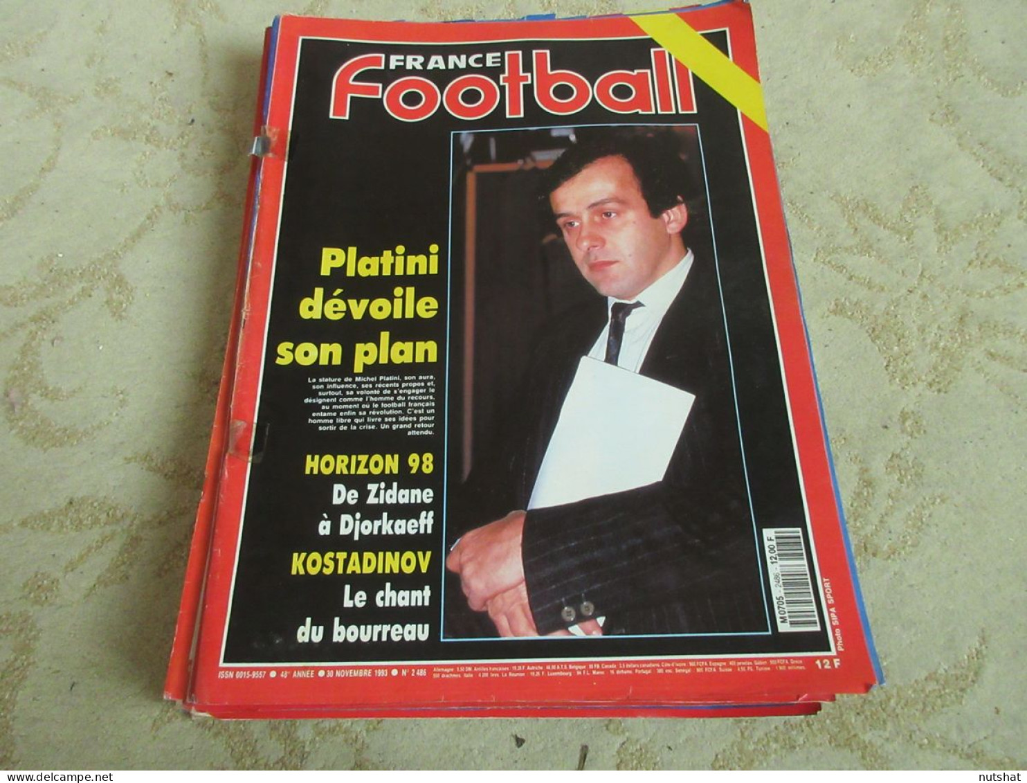 FRANCE FOOTBALL 2486 30.11.1993 PLATINI METZ BEAUVAIS LUCCHESI SAINT MALO MONACO - Other & Unclassified