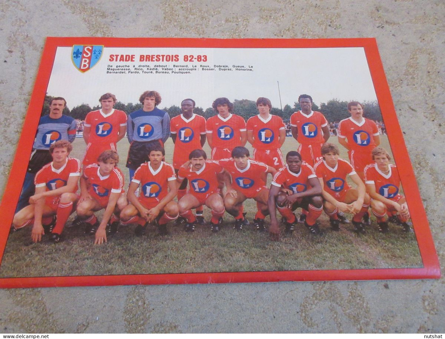 FRANCE FOOTBALL 1919 18.01.1983 NANTES COUPE GOURCUFF Equipe De BREST HONG KONG  - Otros & Sin Clasificación