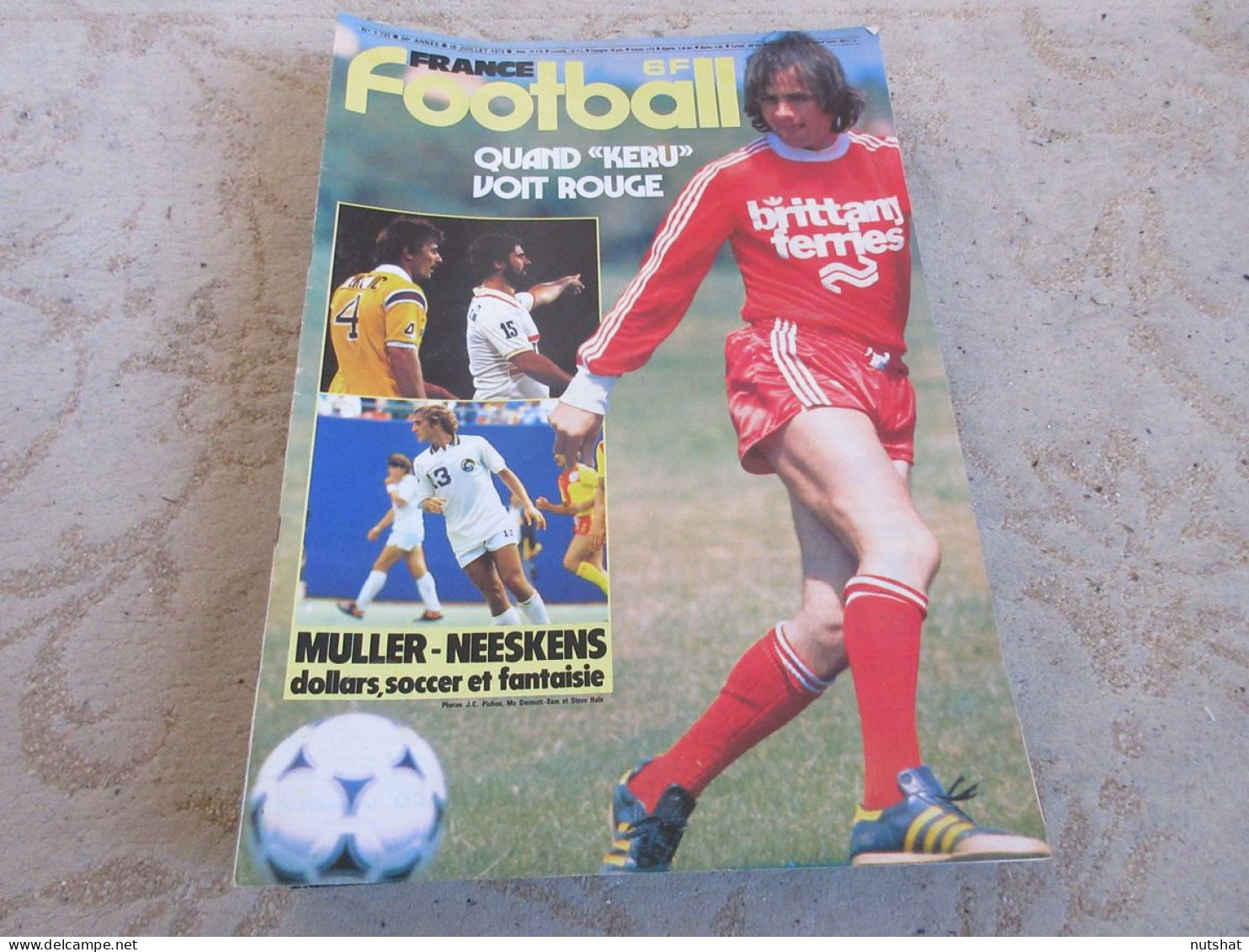 FRANCE FOOTBALL 1735 10.07.1979 BORDEAUX KERUZORE Guy ROUX TAVAUX Paolo ROSSI    - Autres & Non Classés