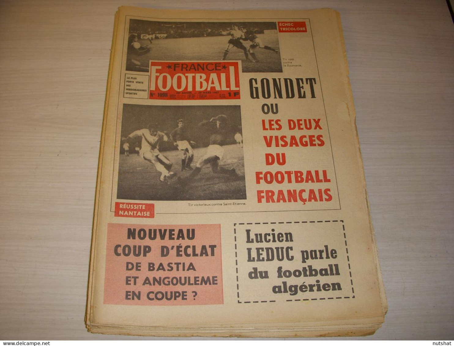 FRANCE FOOTBALL 1098 28.03.1967 BASTIA FRANCE ROUMANIE GONDET LOUBET ALGERIE - Other & Unclassified