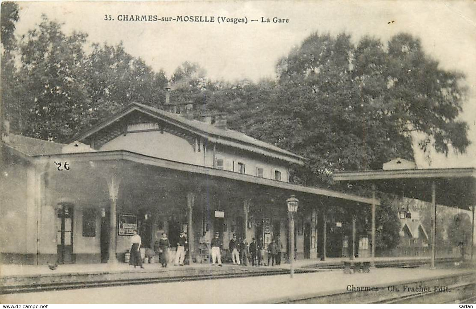 88 / CHARMES SUR MOSELLE / La Gare / * 514 17 - Charmes