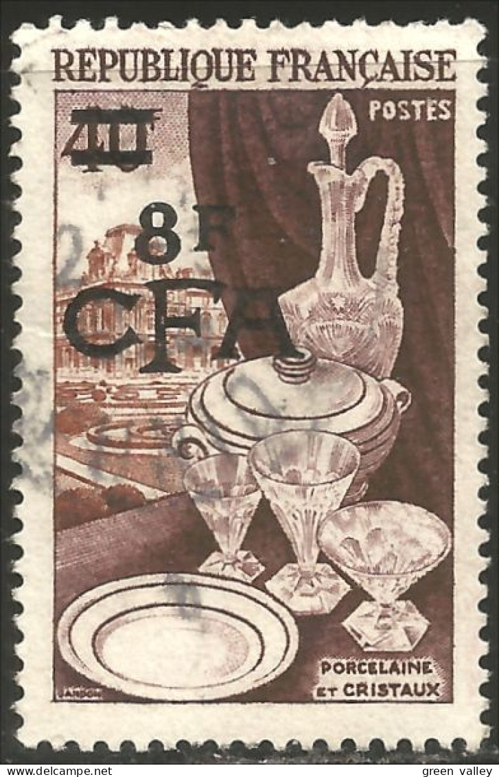 387 Réunion 1955 8f Surcharge Porcelaine (f3-REU-73) - Used Stamps