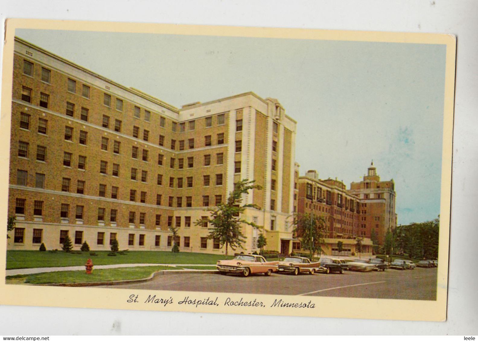 DC47. Vintage US Postcard.  St. Mary's Hospital, Rochester, Minnesota - Rochester