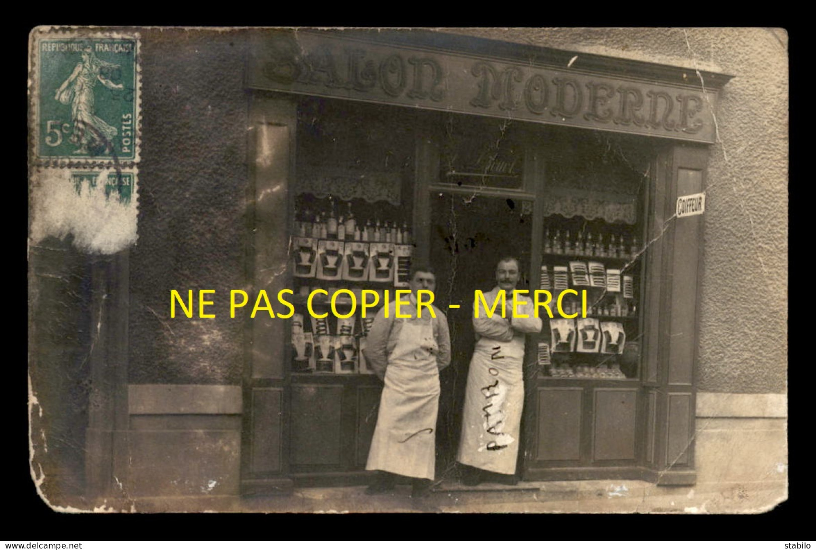 55 - LEROUVILLE - COIFFEUR - JANVIER 1908 - CARTE PHOTO ORIGINALE - VOIR ETAT - Lerouville