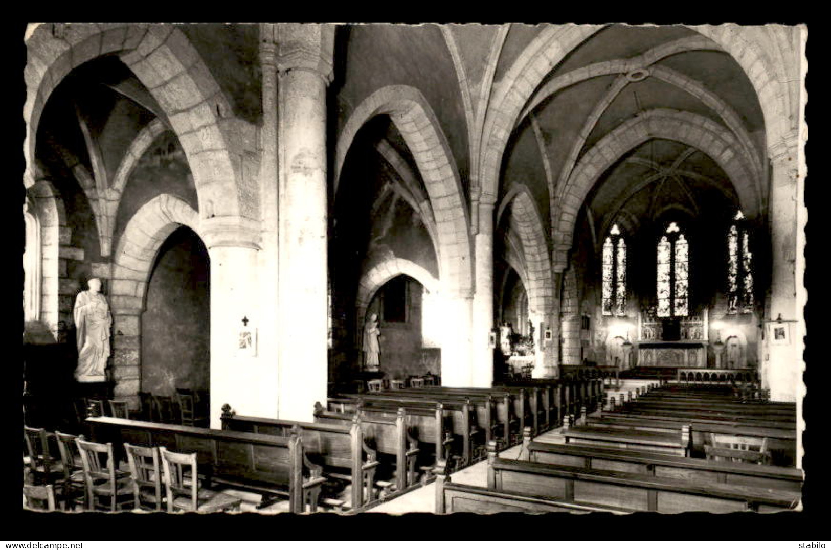 55 - DAMVILLERS - INTERIEUR DE L'EGLISE ST-MAURICE - Damvillers