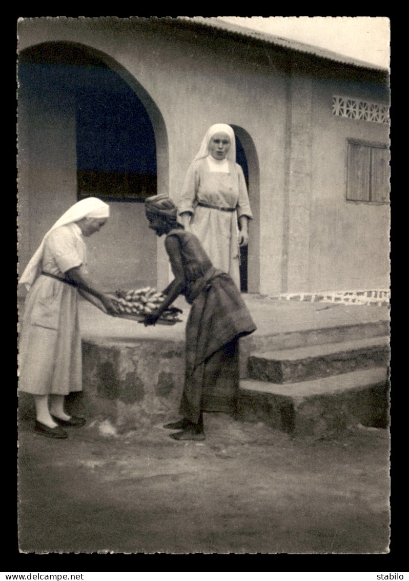 MISSIONS - SOEURS DE LA PROVIDENCE DE LA POMMERAYE (MAINE-ET-LOIRE) - COTE D'IVOIRE - ARRAH - LA CUISINIERE - Missions