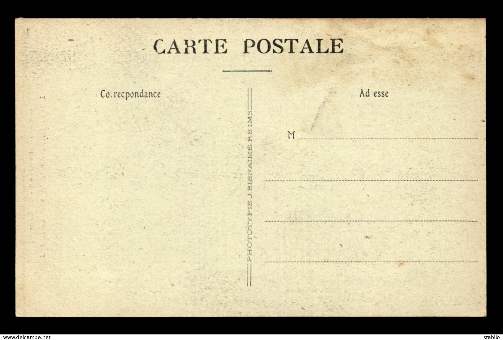 MISSIONS - P.P. DU SAINT-ESPRIT - SACRIFIE PAIEN - ON CONSULTE LES AUGURES - Missions