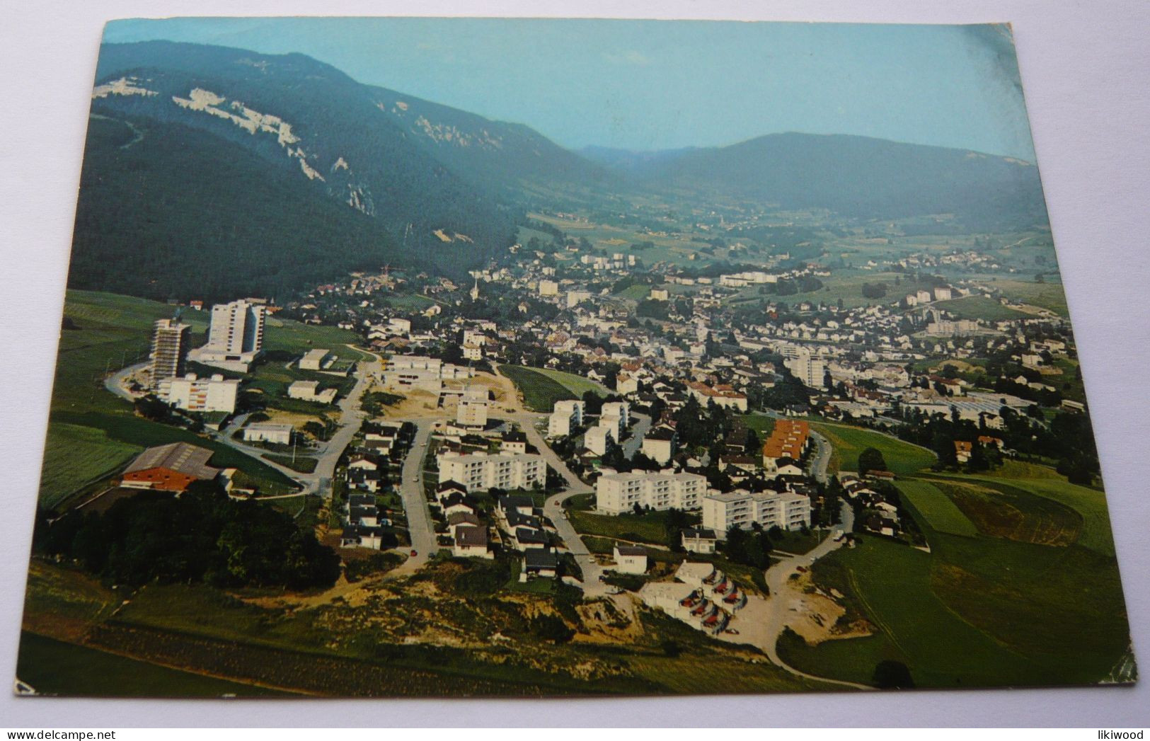 Moutier, Vue Generale, Et Le Raimeux Et Le Maljon - Moutier