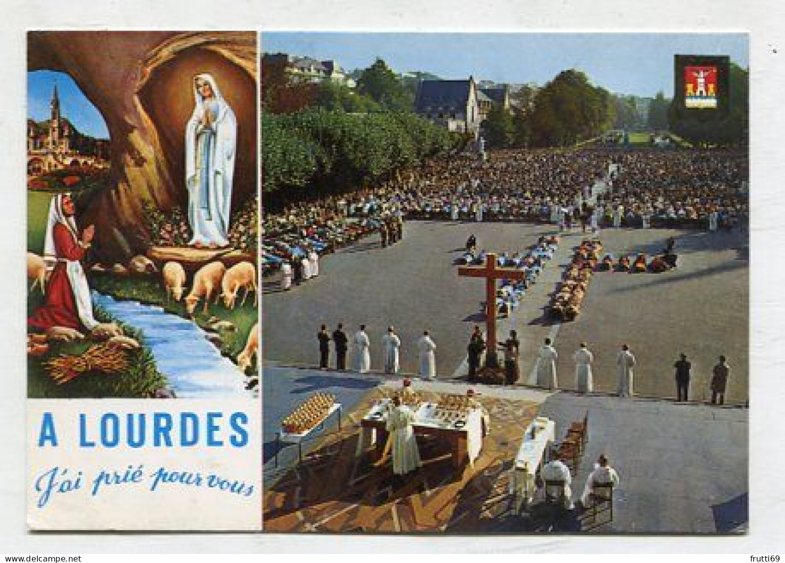 AK 211822 CHURCH / CLOISTER ... - Lourdes - Holy Places