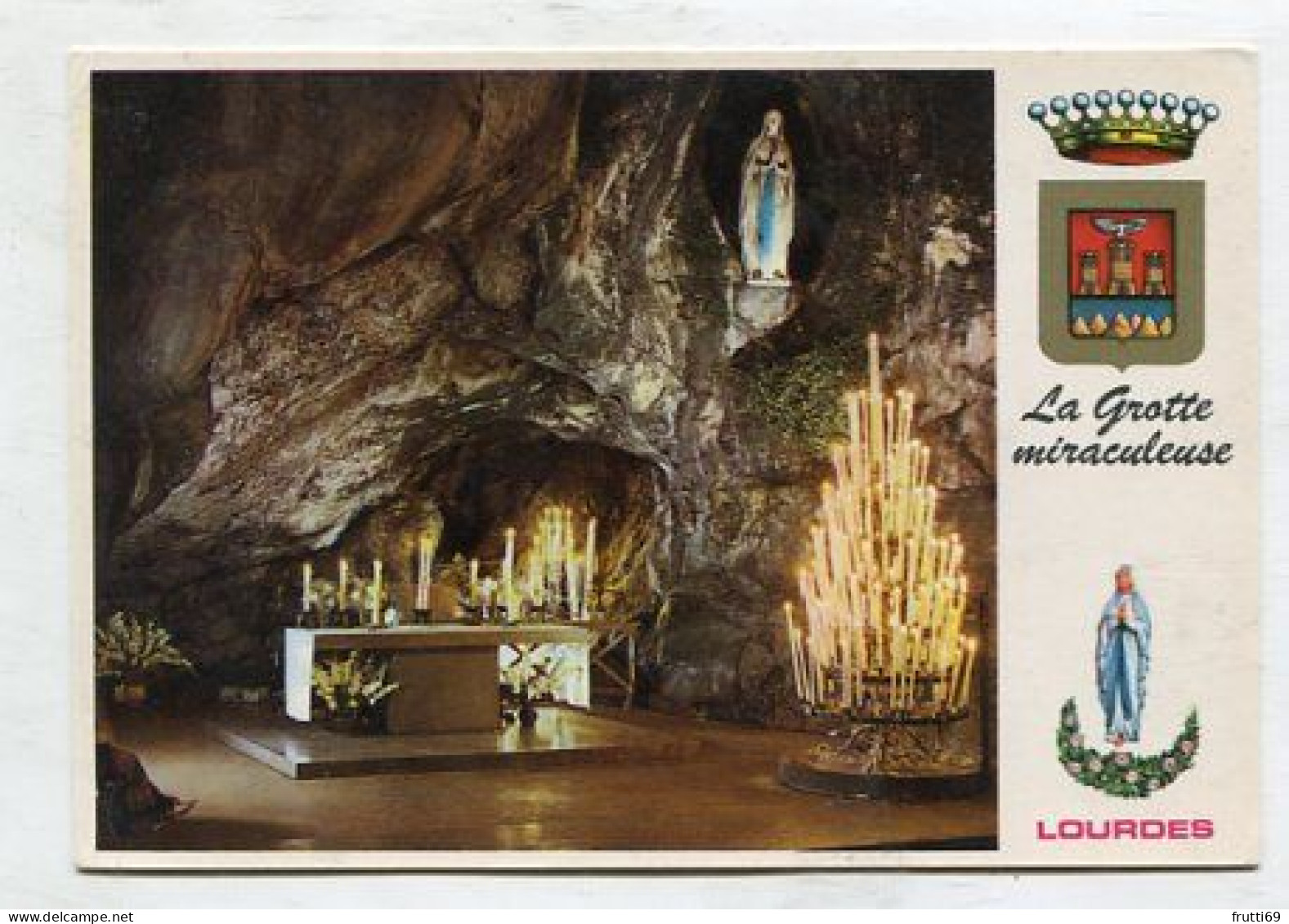 AK 211824 CHURCH / CLOISTER ... - Lourdes - La Grotte Miraculeuse - Heilige Plaatsen
