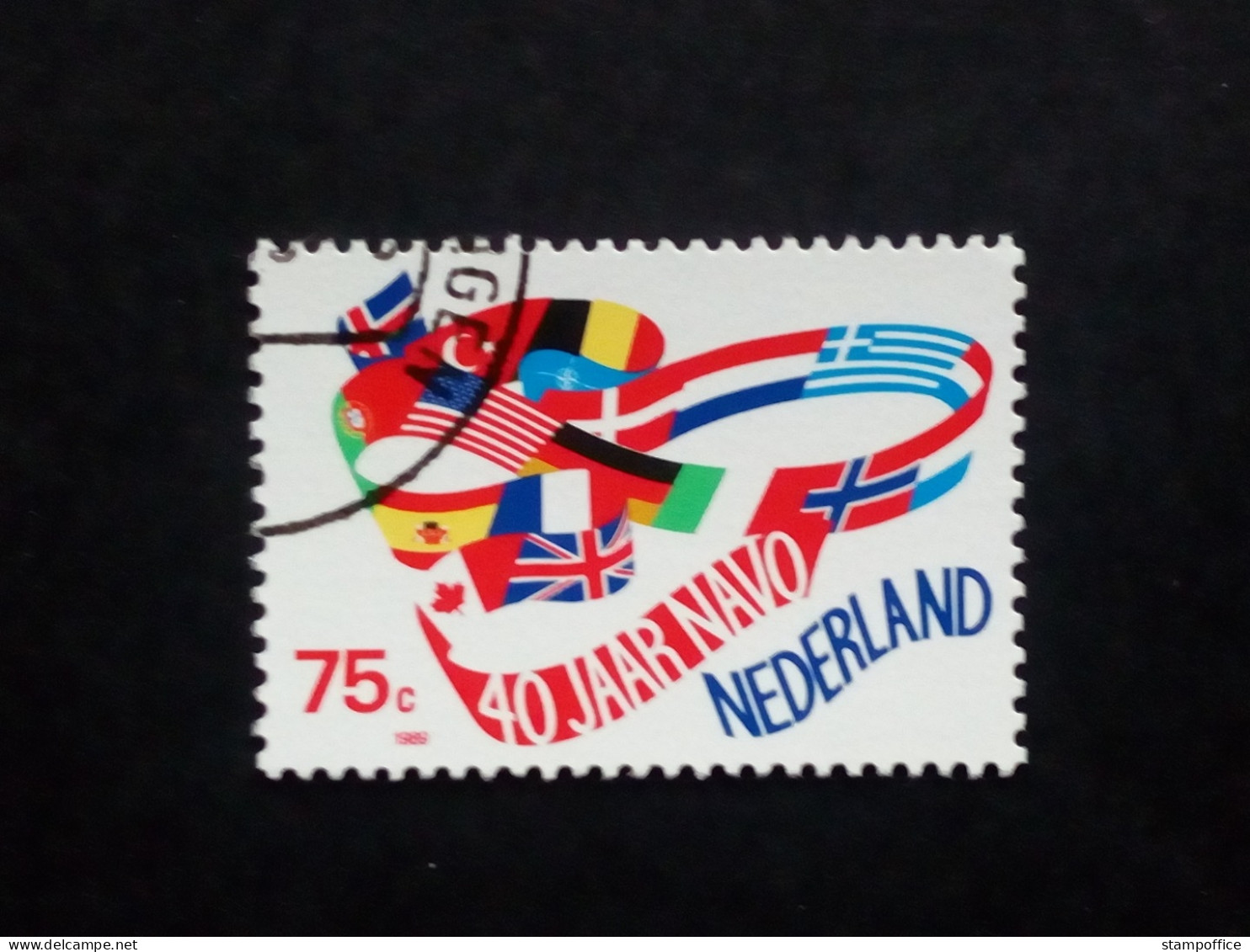 NIEDERLANDE MI-NR. 1360 GESTEMPELT(USED) MITLÄUFER 1989 NORDATLANTIKPAKT NATO FLAGGEN - Idee Europee