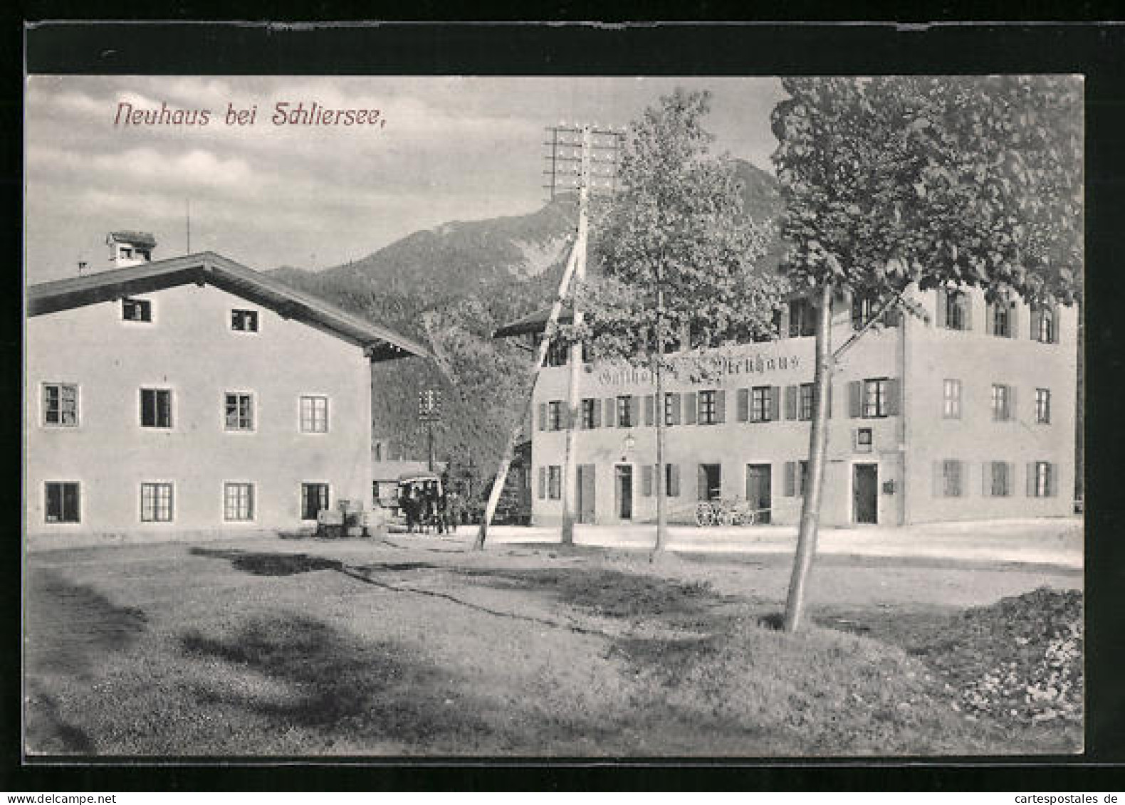 AK Neuhaus /Schliersee, Gasthof Vor Bergpanorama  - Schliersee