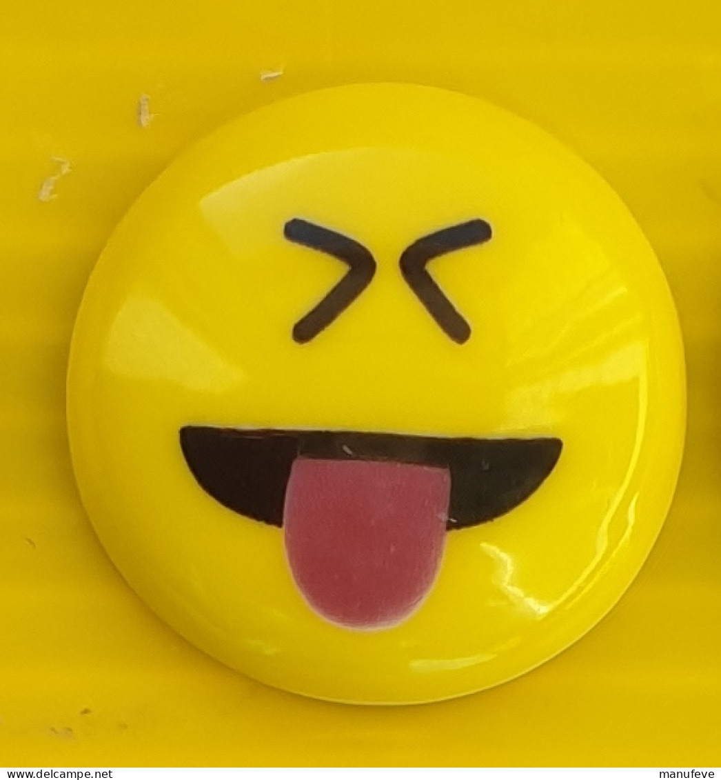 Fève Artfun - Emoticonworld - Smiley  Tire La Langue - Sports