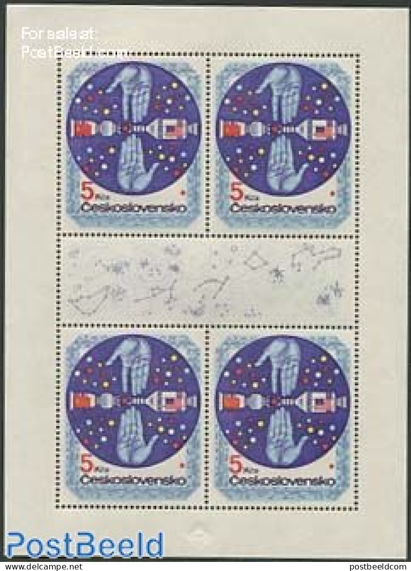 Czechoslovkia 1975 Space Exploration M/s, Mint NH, Transport - Space Exploration - Altri & Non Classificati