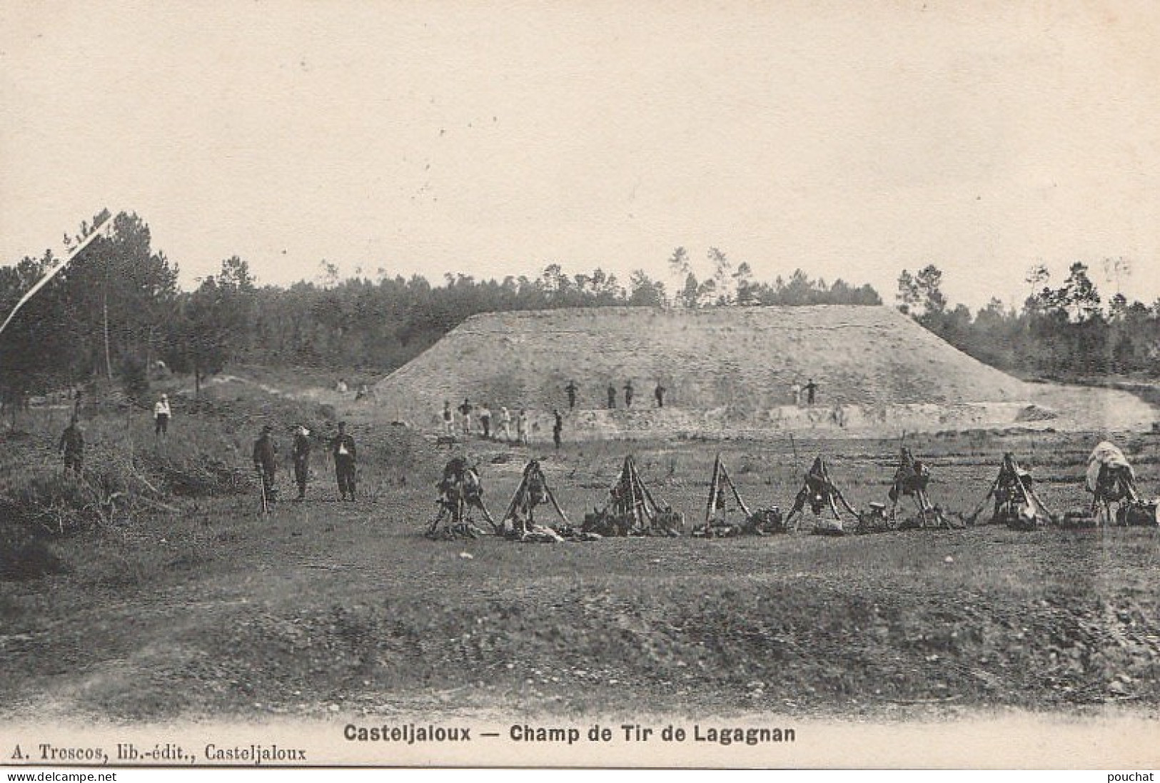 M10-47) CASTELJALOUX (LOT ET GARONNE) CHAMP DE TIR DE LAGAGNAN - (ANIMÉE - MILITARIA - 2 SCANS) - Casteljaloux