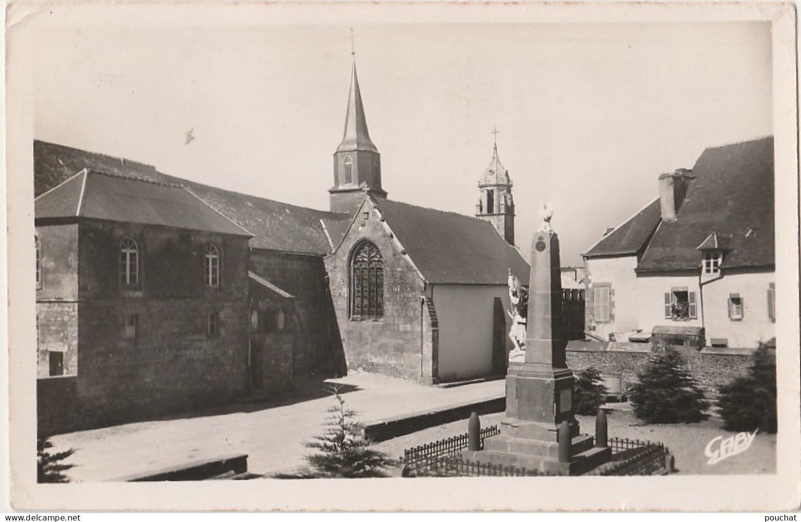 N11-56) LOCMINE (MORBIHAN) MONUMENT AUX MORTS 1914 - 1918 - (OBLITERATION DE 1954 - 2 SCANS) - Locmine