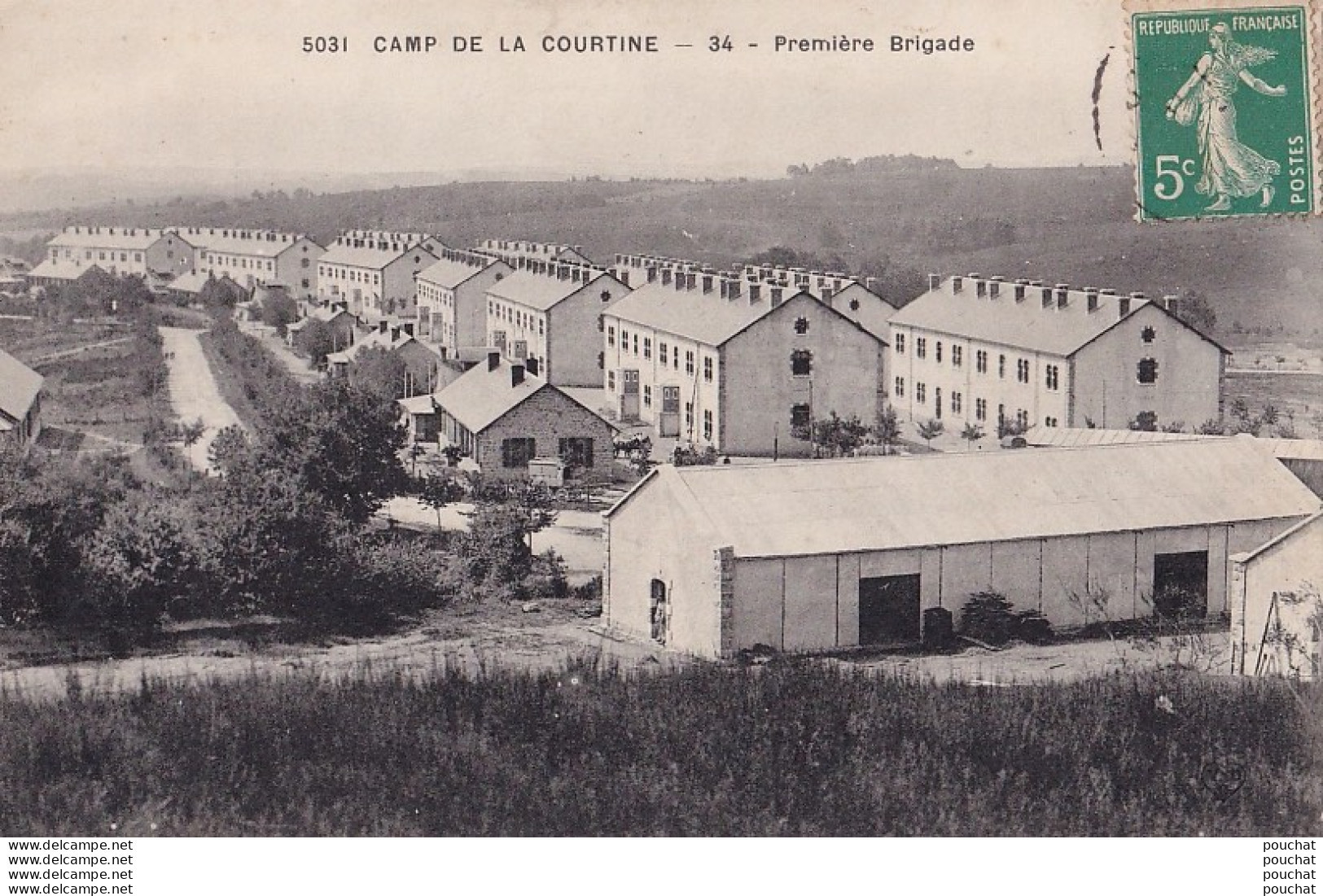 P4-23) CAMP DE LA COURTINE (CREUSE) PREMIERE BRIGADE  - La Courtine