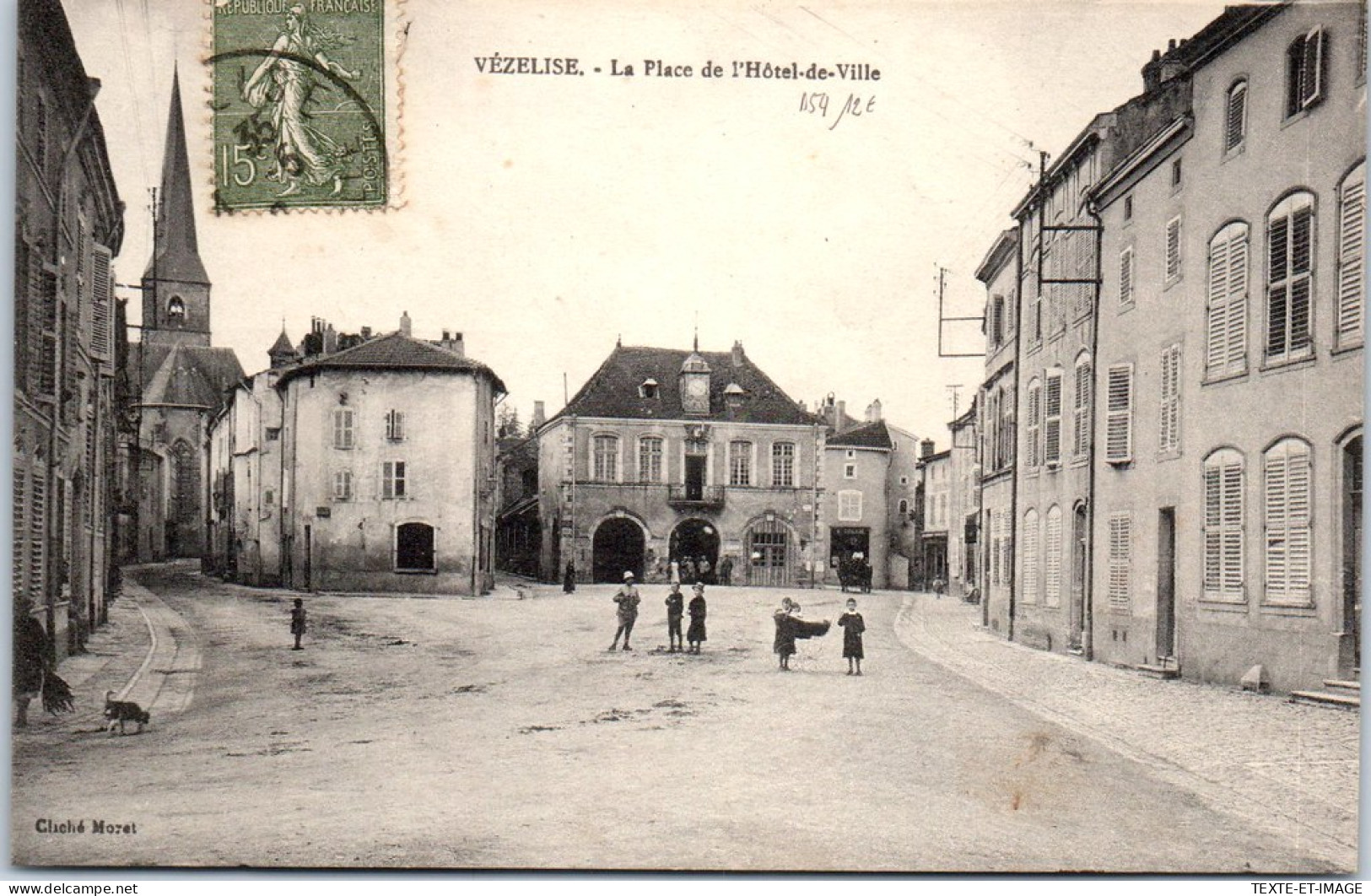 54 VEZELIZE - La Place De L'hotel De Ville -  - Vezelise