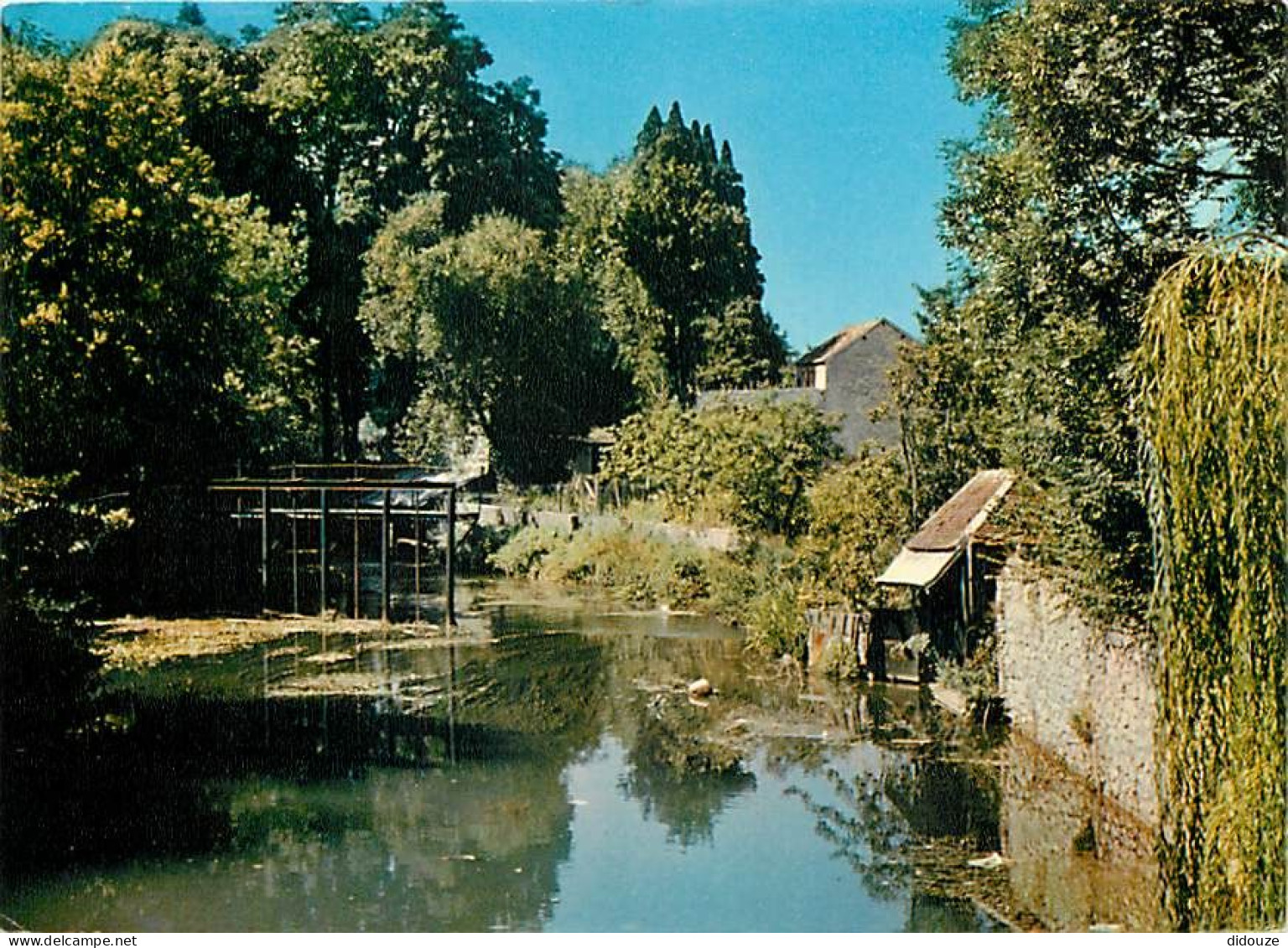 77 - La Ferté Gaucher - Déversoir Du Pont Des Grenouilles - CPM - Voir Scans Recto-Verso - La Ferte Gaucher