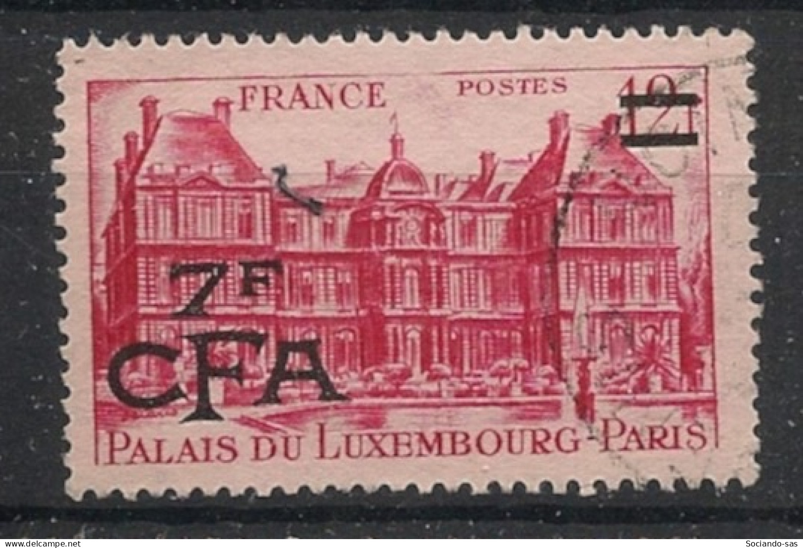 REUNION - 1949-52 - N°YT. 300 - Palais Du Luxembourg 7f Sur 12f - Oblitéré / Used - Used Stamps