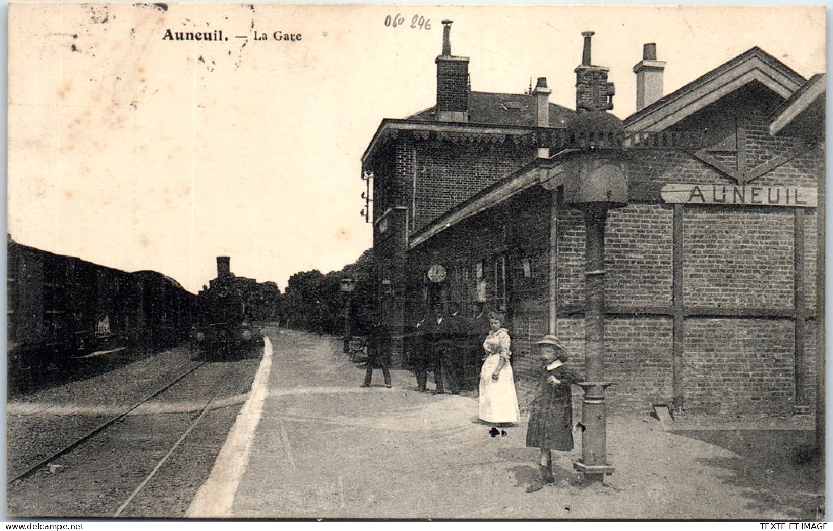 60 AUNEUIL - La Gare  - Auneuil