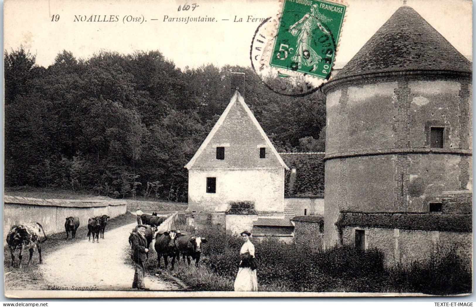60 NOAILLES - Parisisfontaine, La Ferme. - Noailles