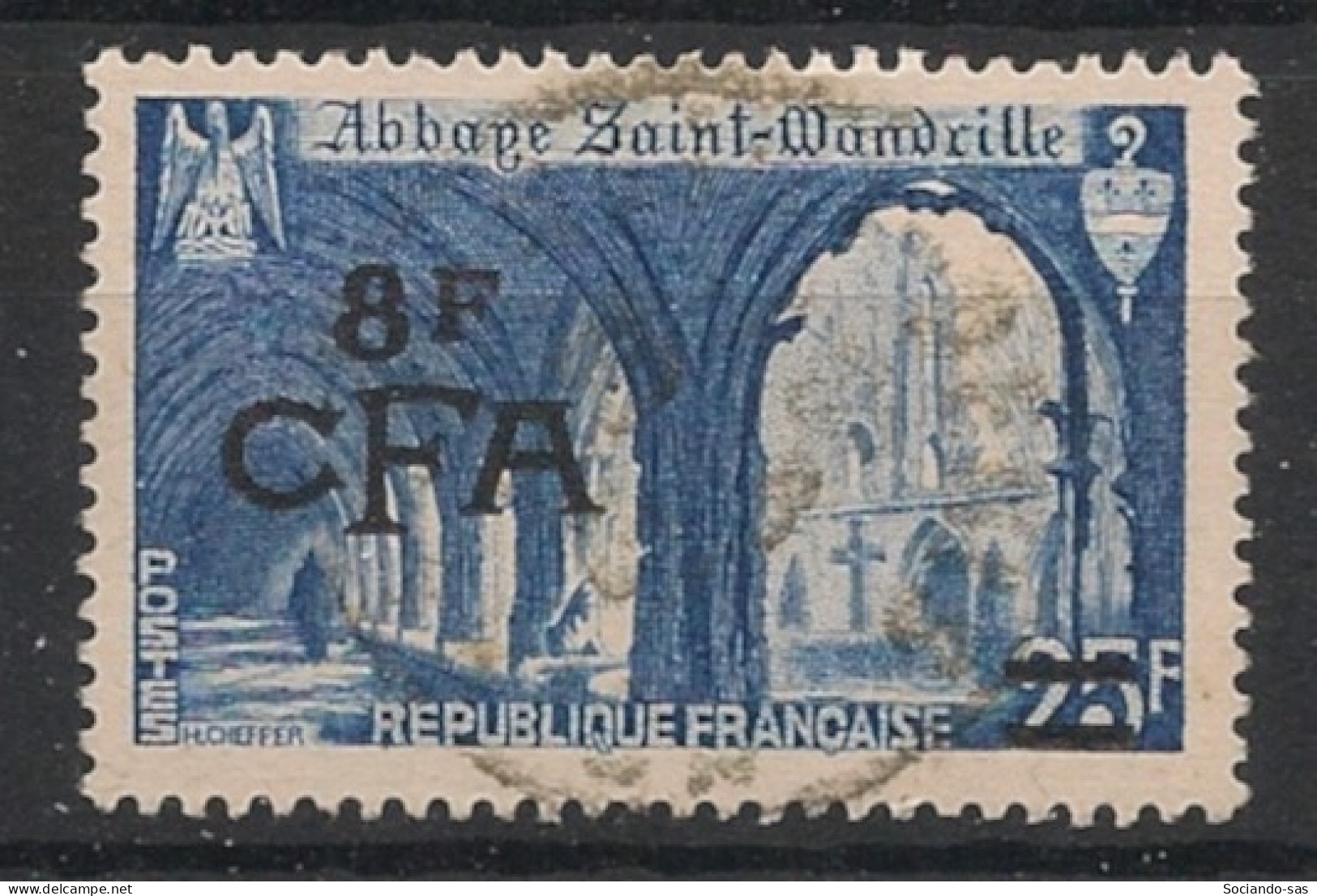 REUNION - 1949-52 - N°YT. 302 - Saint Wandrille 8f Sur 25f - Oblitéré / Used - Oblitérés