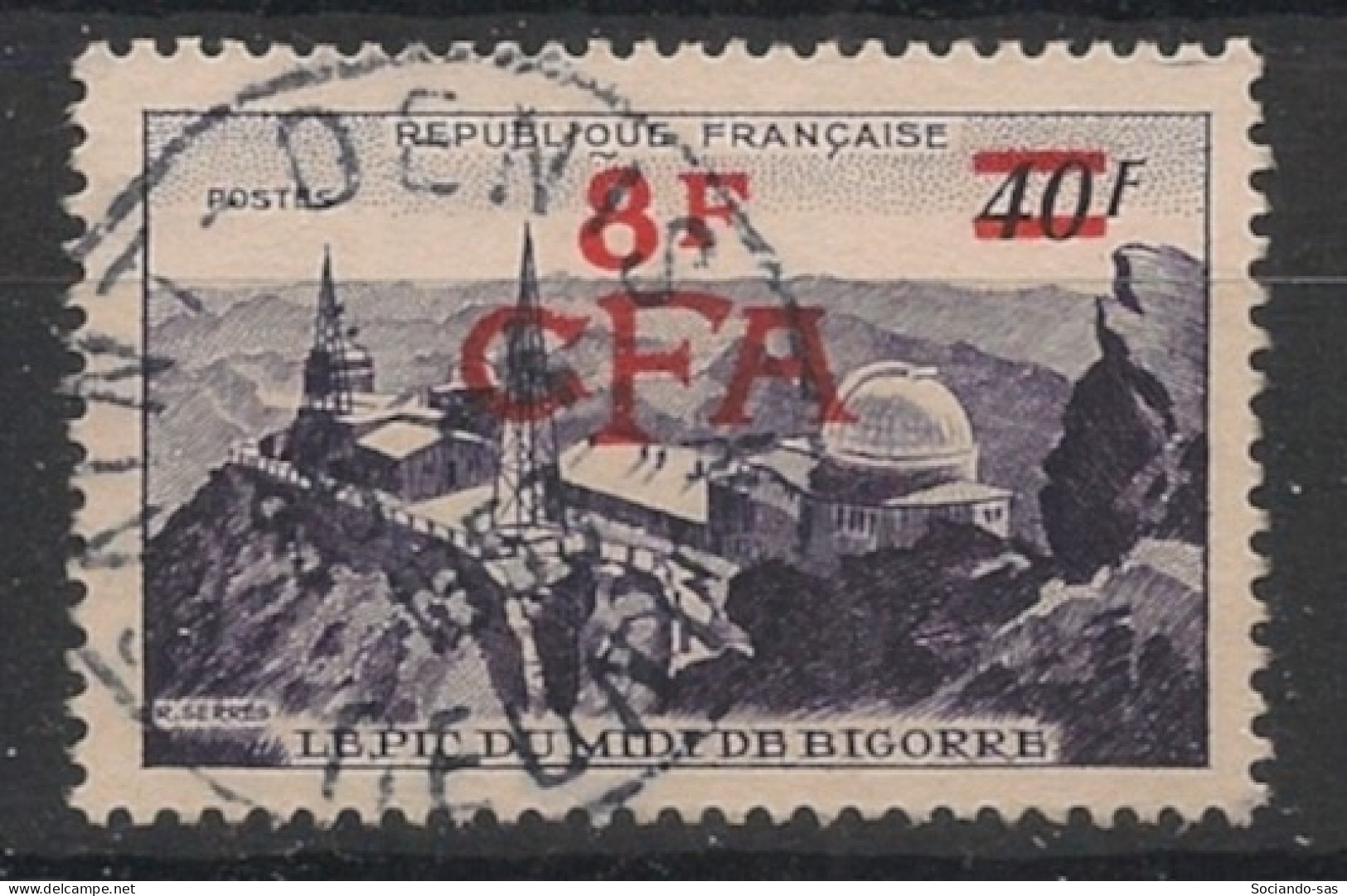 REUNION - 1949-52 - N°YT. 302A - Pic Du Midi 8f Sur 40f - Oblitéré / Used - Used Stamps