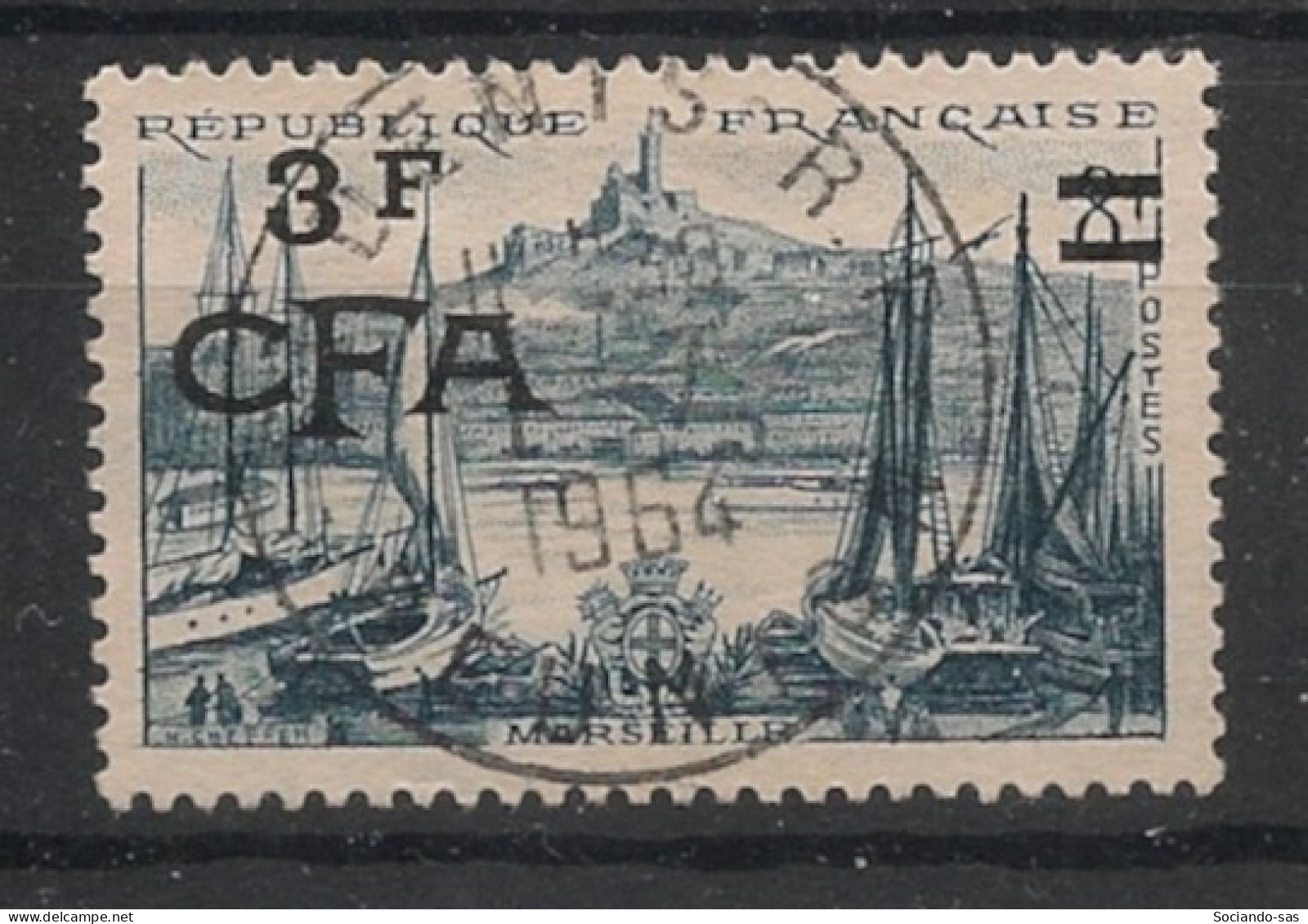 REUNION - 1955-56 - N°YT. 322 - Marseille 3f Sur 8f - Oblitéré / Used - Usati