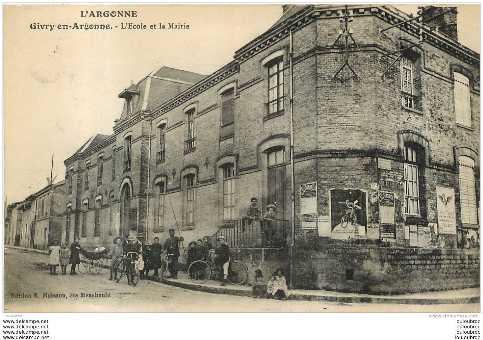 GIVRY EN ARGONNE  ECOLE ET LA MAIRIE - Givry En Argonne