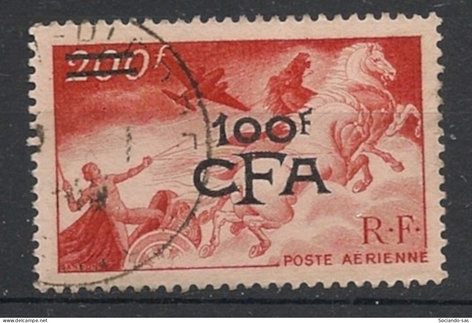 REUNION - 1949 - Poste Aérienne PA N°YT. 48 - Char Du Soleil 100f Sur 200f - Oblitéré / Used - Poste Aérienne