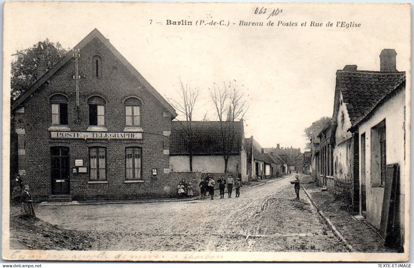 62 BARLIN - Bureau De Postes & Rue De L'eglise. - Barlin