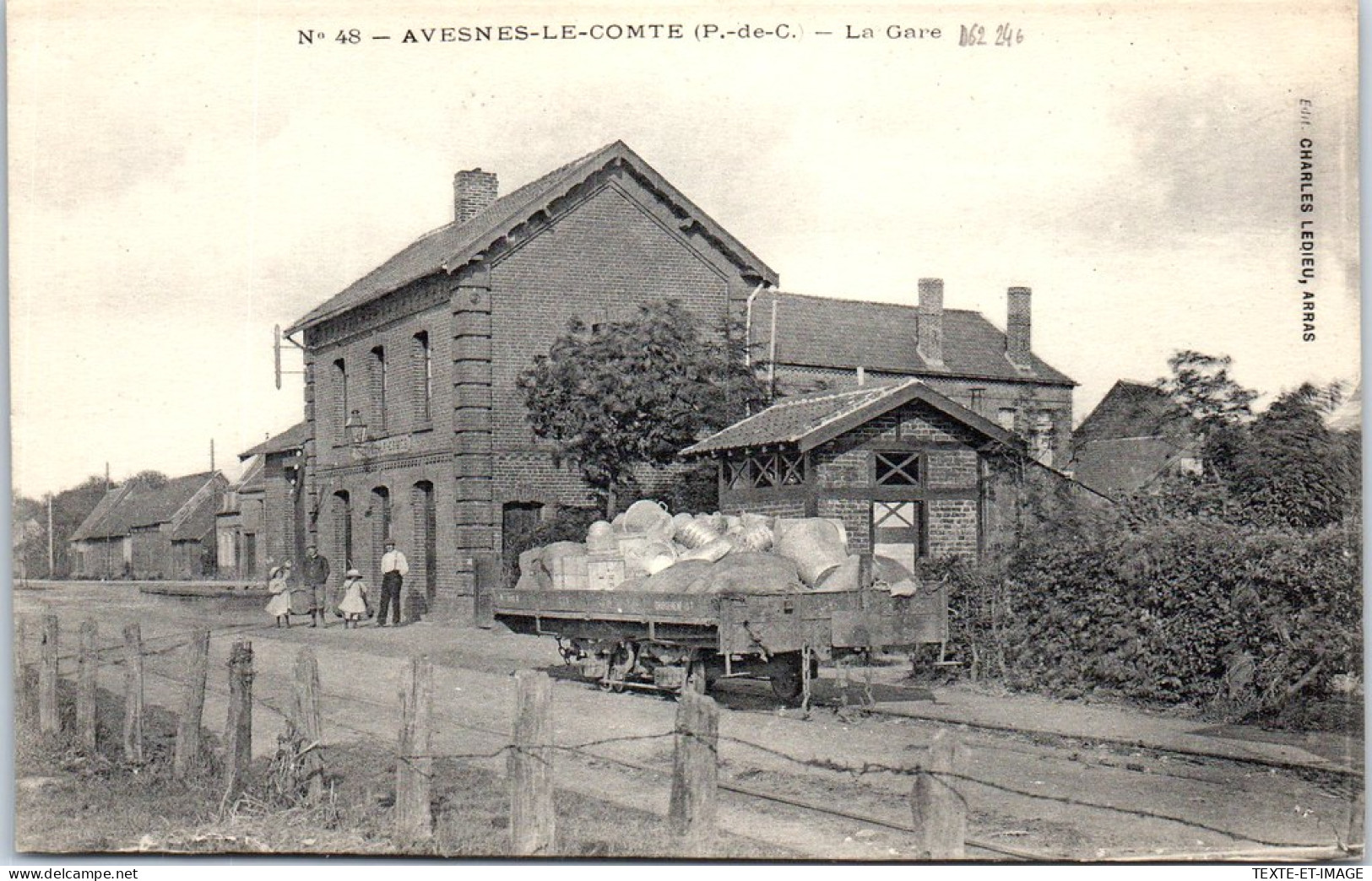 62 AVESNES LE COMTE - La Gare -  - Avesnes Le Comte