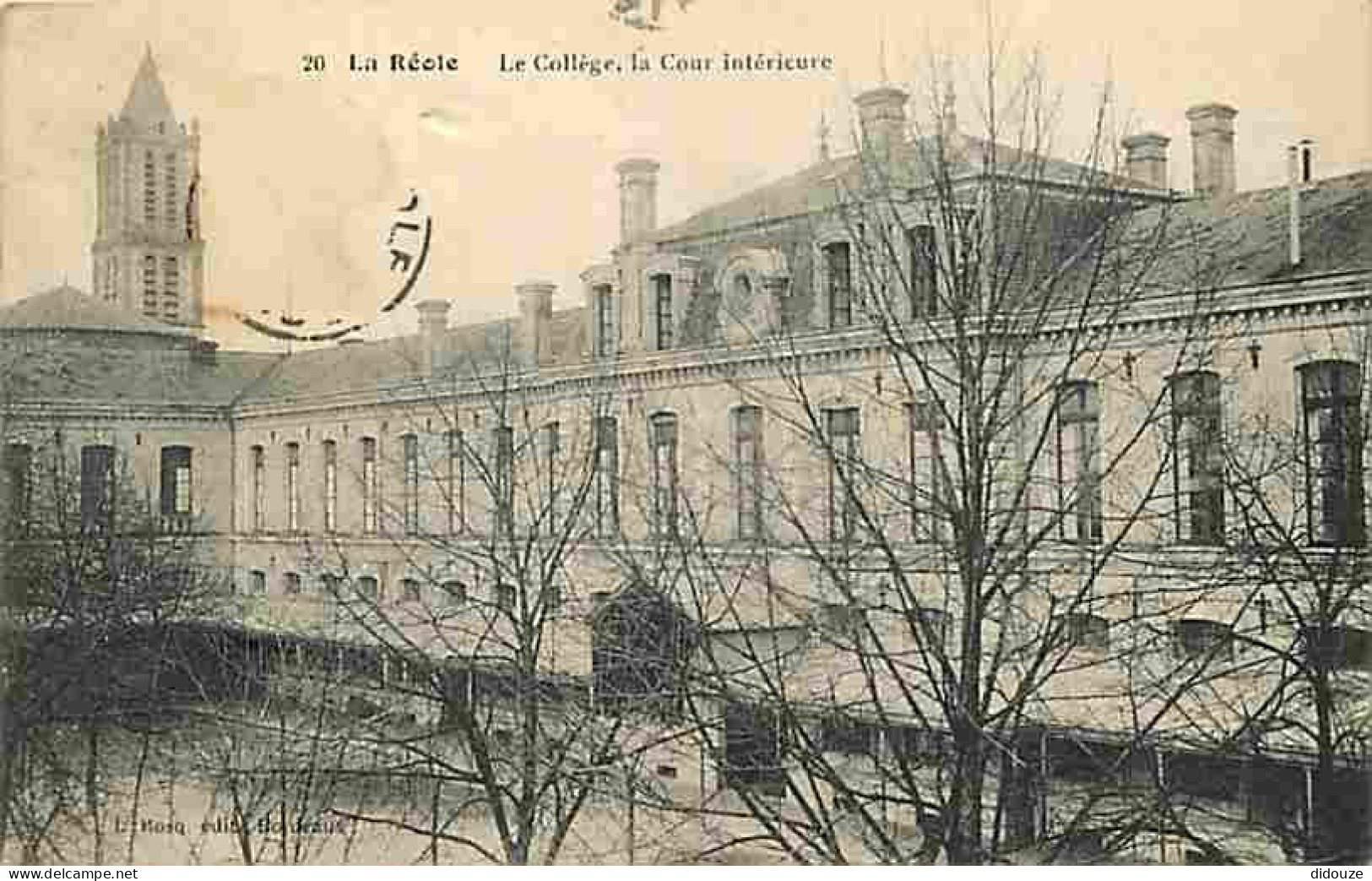 33 - La Réole - Le Collège - La Cour Intérieure - Etat Coups Visible - Oblitération Ronde De 1915 - CPA - Voir Scans Rec - La Réole