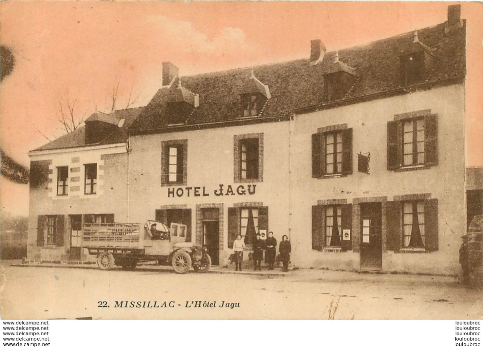 MISSILLAC L'HOTEL JAGU ET CAMION - Missillac