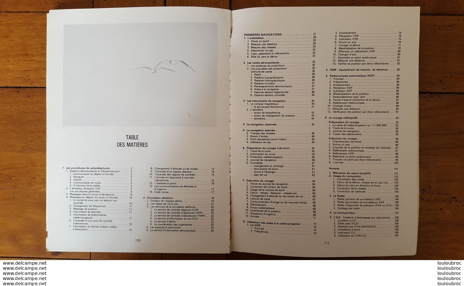 PREMIERES NAVIGATIONS  1979 PAR MEILLASSOUX DE 110 PAGES  25 X 19 PAGES