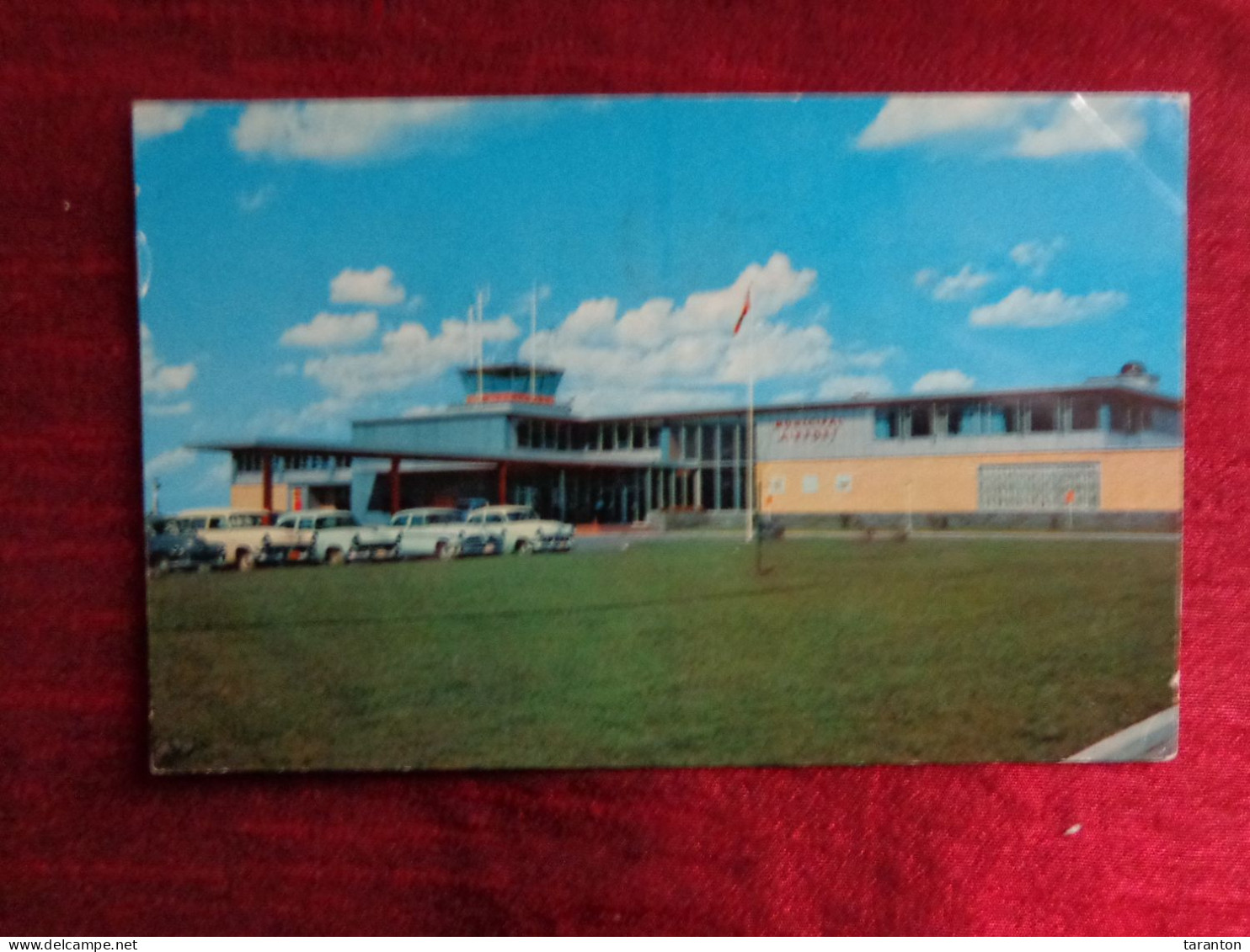 1962 - POST CARD - CANADA, AIRPORT TERMINAL, CALGARY, ALBERTA - Collections (sans Albums)