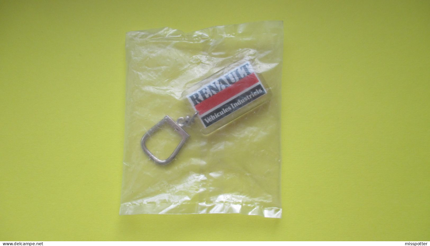 Porte Clé BOURBON RENAULT Véhicules Industriels Neuf Scellé En Sachet D'origine - Portachiavi