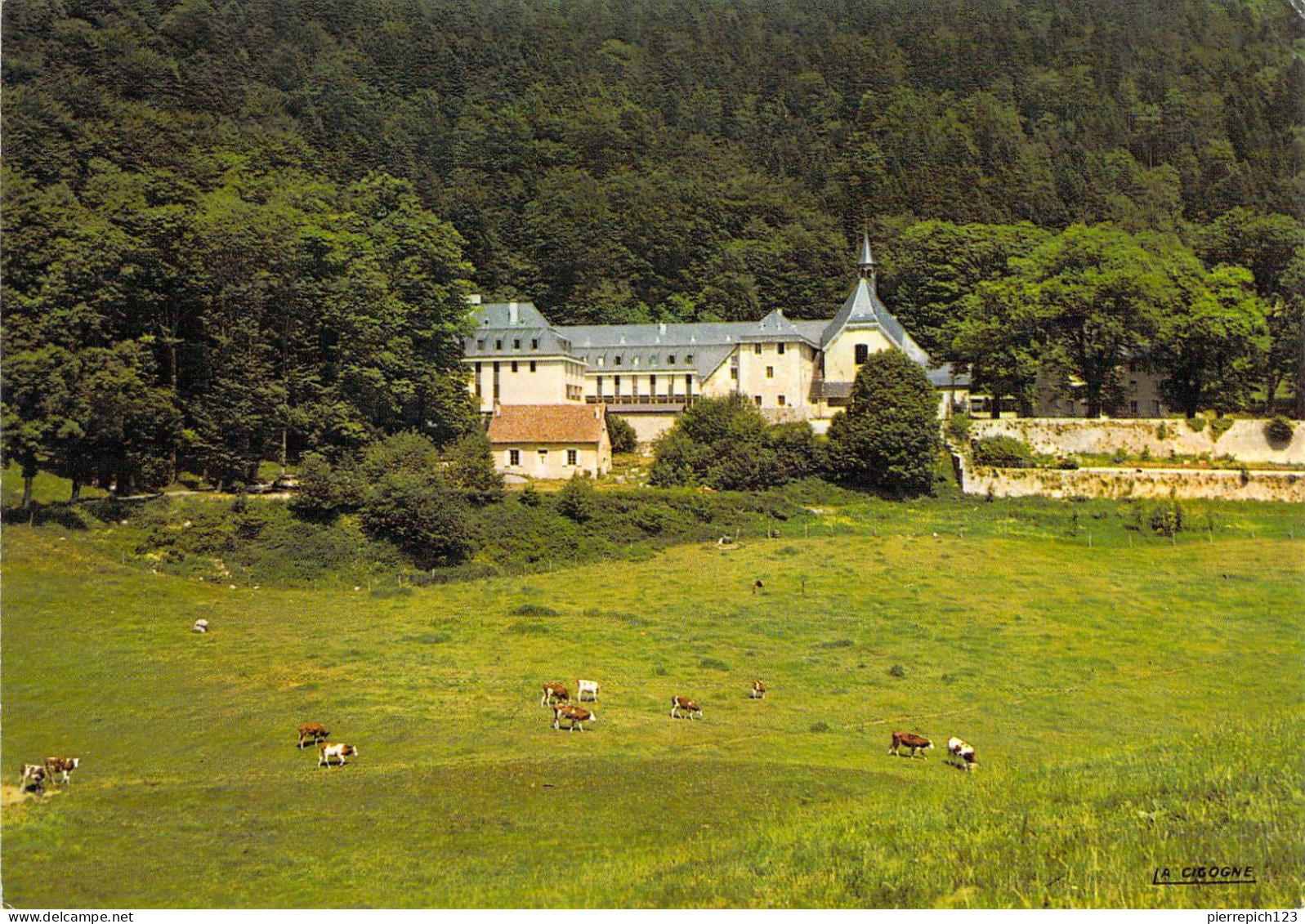 38 - Voreppe - Le Monastère De Chalais - Voreppe