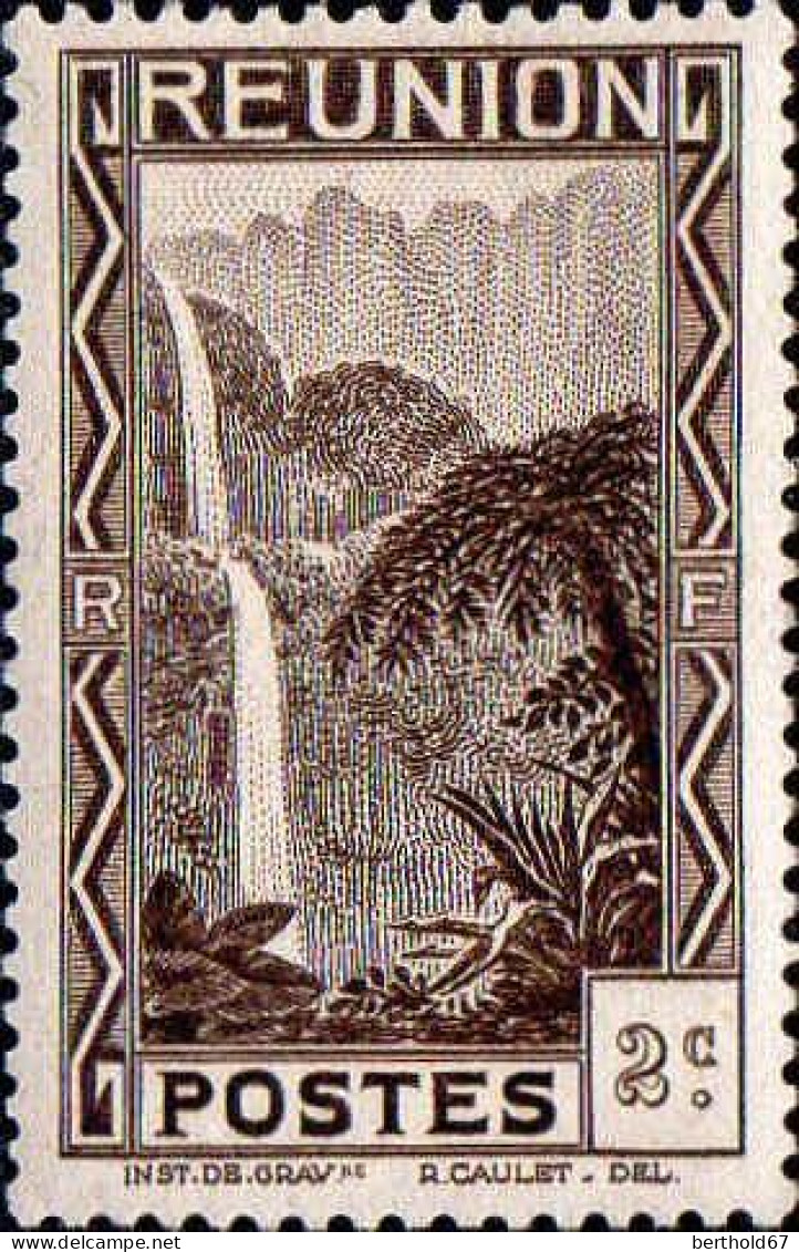 Réunion Poste N* Yv:126 Mi:126 Cascade St-Denis (Trace De Charnière) - Ongebruikt