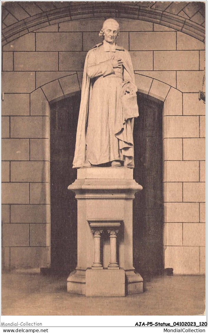 AJAP5-STATUE-0473 - PASSY-FROYENNES - Statue De St-jean-baptiste De La Salle  - Monuments