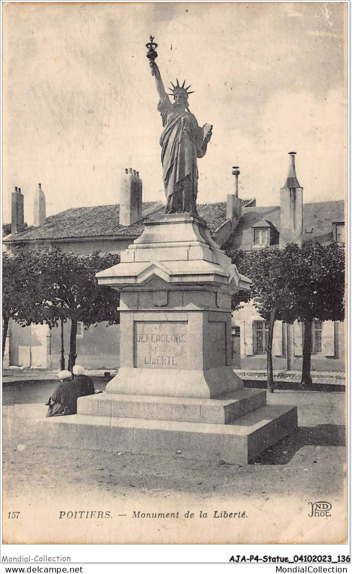 AJAP4-STATUE-0373 - POITIERS - Monument De La Liberté  - Monuments